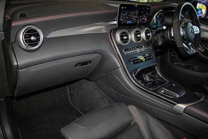 2022 Mercedes-Benz GLC-Class GLC300