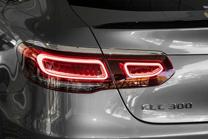 2022 Mercedes-Benz GLC-Class GLC300