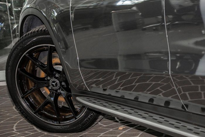 2022 Mercedes-Benz GLC-Class GLC300