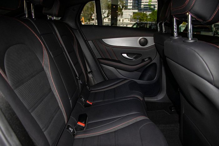 2022 Mercedes-Benz GLC-Class GLC300