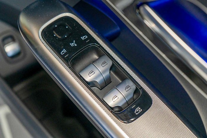 2024 Mercedes-Benz GLC-Class GLC300