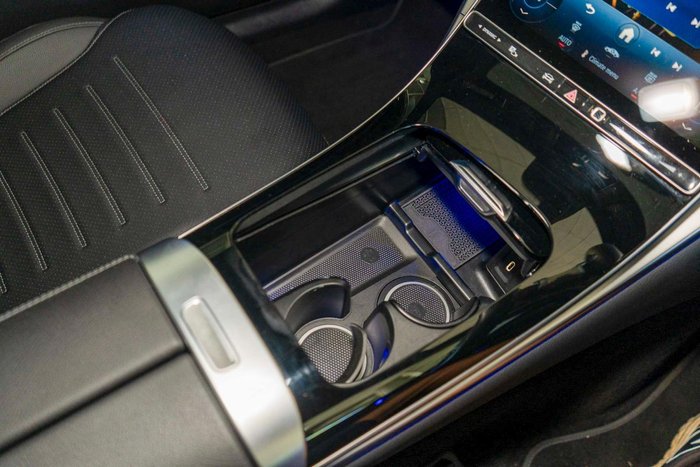 2024 Mercedes-Benz GLC-Class GLC300