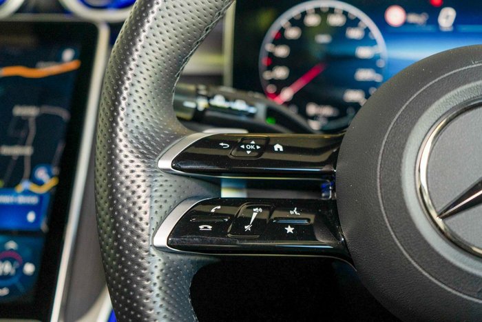 2024 Mercedes-Benz GLC-Class GLC300