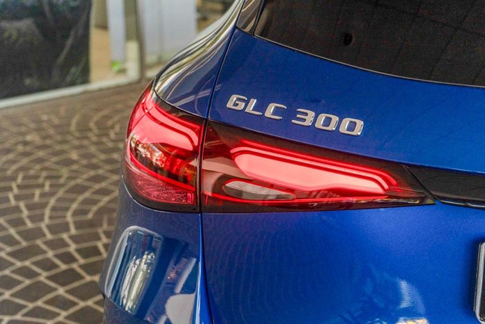 2024 Mercedes-Benz GLC-Class GLC300