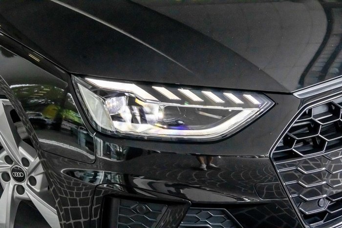 2023 Audi A4 35 TFSI S line