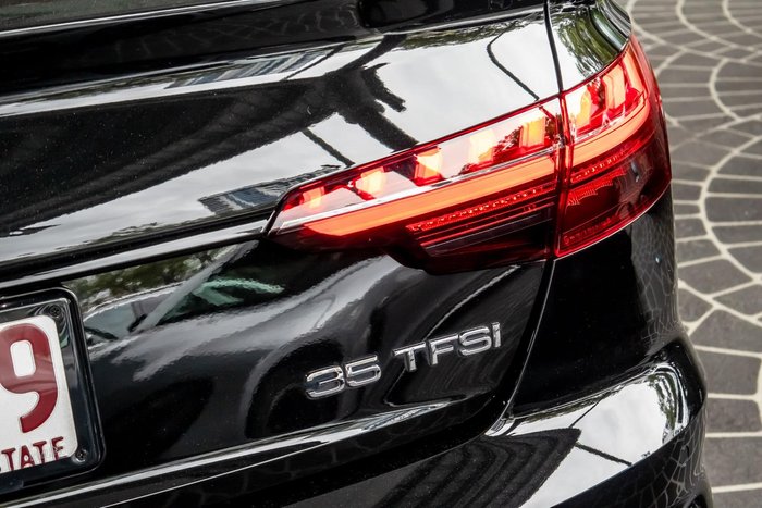 2023 Audi A4 35 TFSI S line