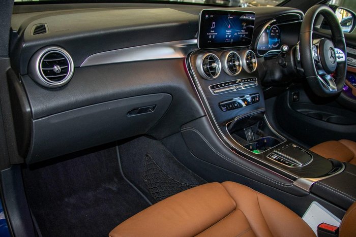 2019 Mercedes-Benz GLC-Class GLC300