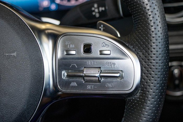 2019 Mercedes-Benz GLC-Class GLC300