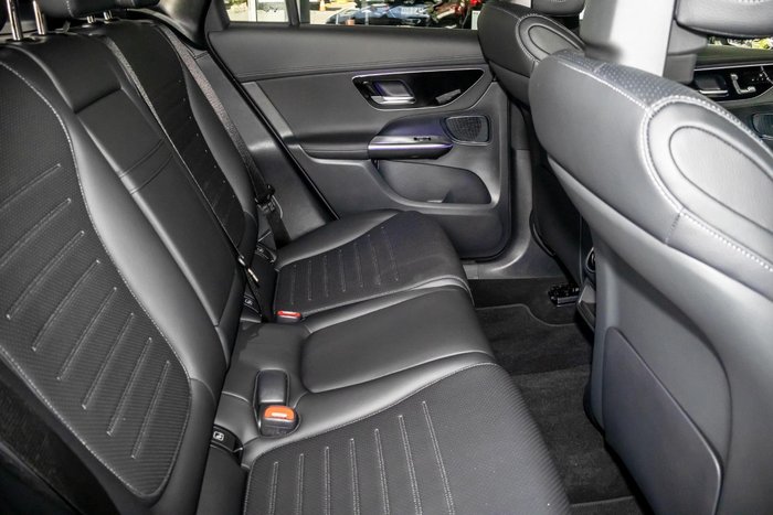 2025 Mercedes-Benz GLC-Class GLC200