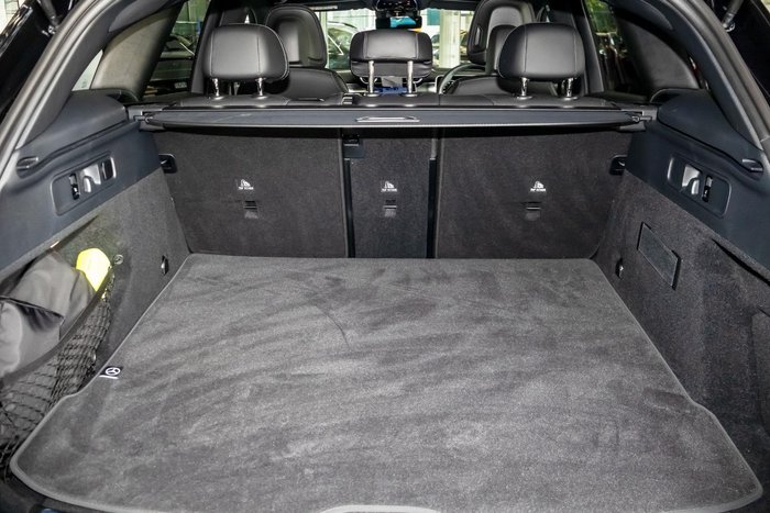 2025 Mercedes-Benz GLC-Class GLC200