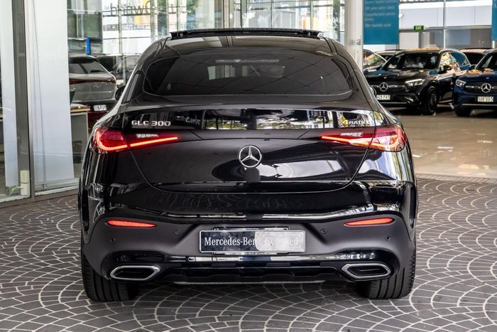 2025 Mercedes-Benz GLC-Class GLC300