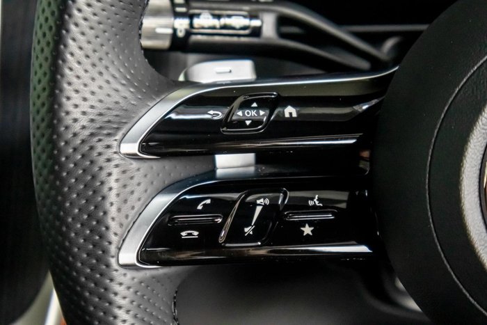 2024 Mercedes-Benz GLC-Class GLC300