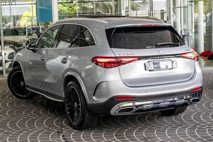 2024 Mercedes-Benz GLC-Class GLC300