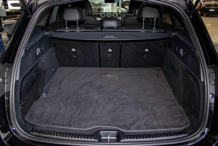 2024 Mercedes-Benz GLC-Class GLC300