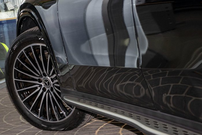 2024 Mercedes-Benz GLC-Class GLC300