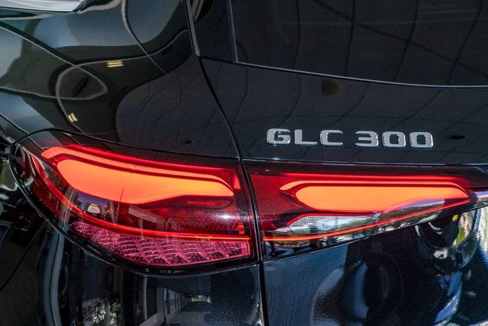 2024 Mercedes-Benz GLC-Class GLC300