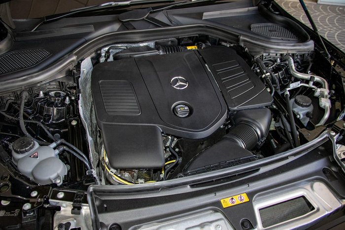 2024 Mercedes-Benz GLC-Class GLC300