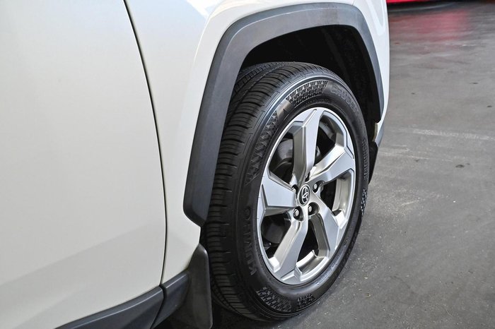 2020 Toyota RAV4 GXL MXAA52R WHITE