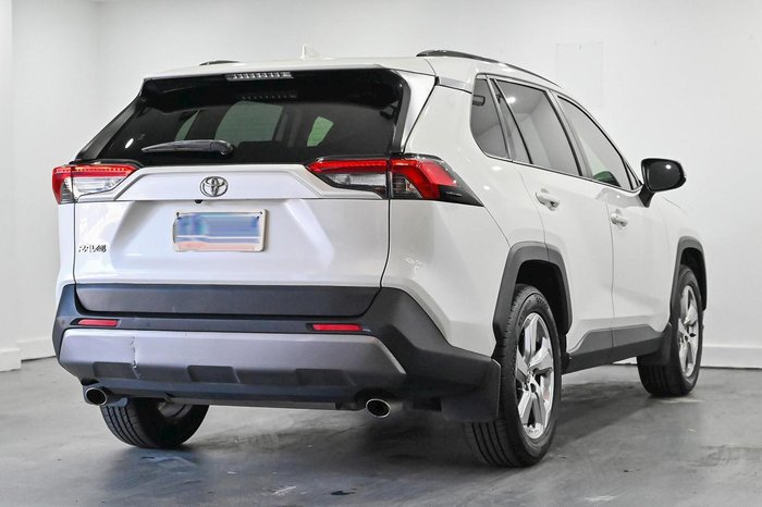 2020 Toyota RAV4 GXL MXAA52R WHITE