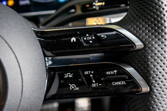 2025 Mercedes-Benz GLC-Class GLC300