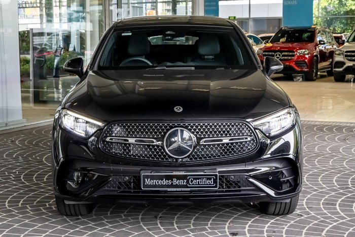 2025 Mercedes-Benz GLC-Class GLC300