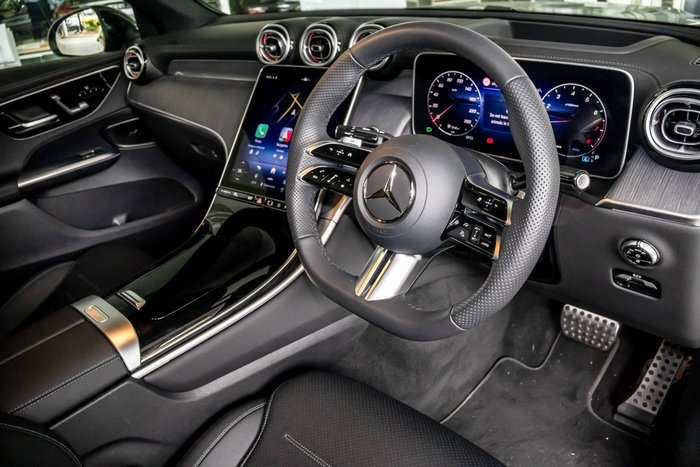 2025 Mercedes-Benz GLC-Class GLC300