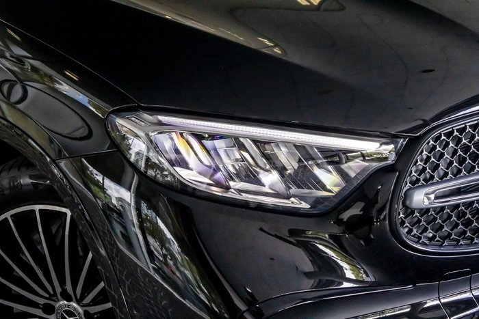 2025 Mercedes-Benz GLC-Class GLC200