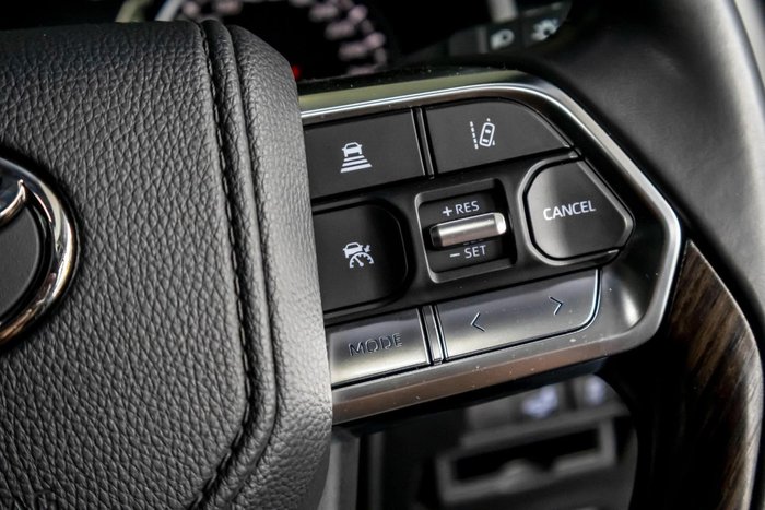 2024 Toyota Landcruiser VX