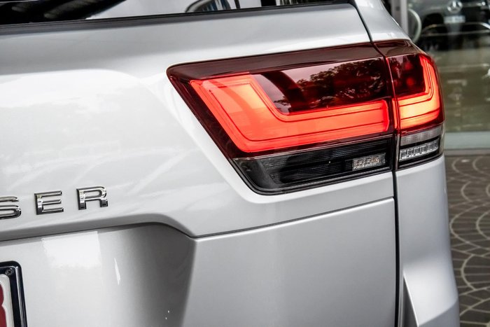 2024 Toyota Landcruiser VX