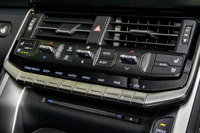 2024 Toyota Landcruiser VX