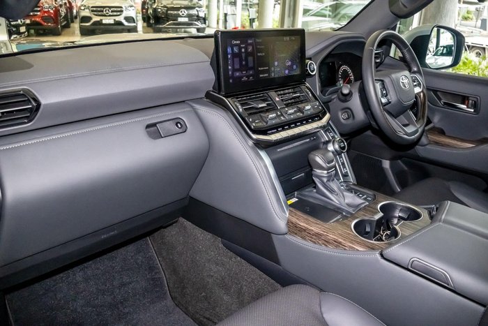 2024 Toyota Landcruiser VX