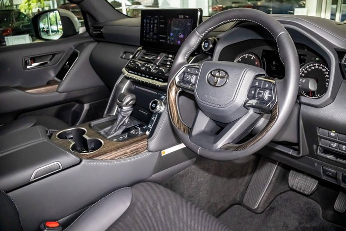 2024 Toyota Landcruiser VX