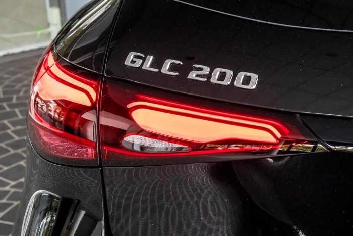 2025 Mercedes-Benz GLC-Class GLC200