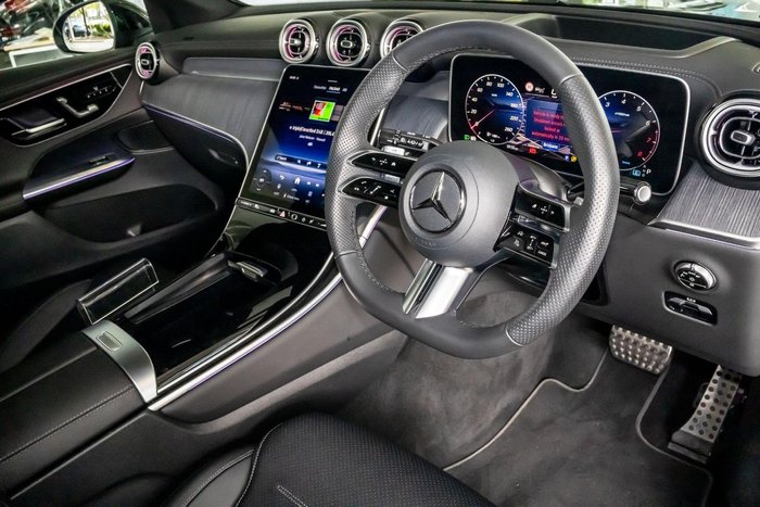 2025 Mercedes-Benz GLC-Class GLC200