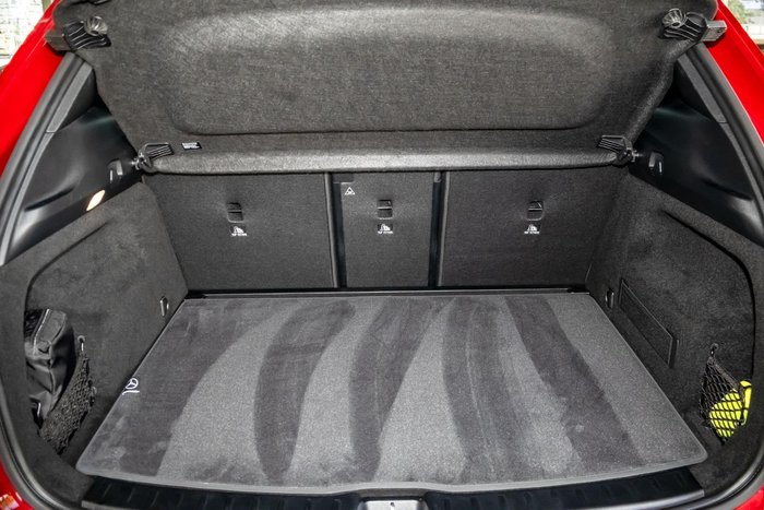 2025 Mercedes-Benz GLA-Class GLA250