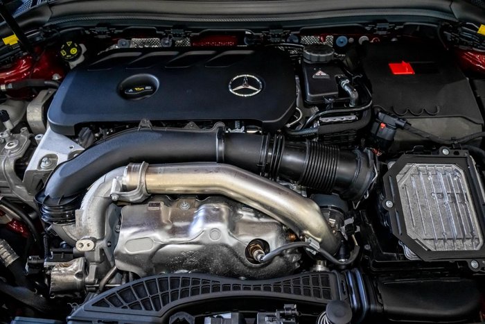 2025 Mercedes-Benz GLA-Class GLA250