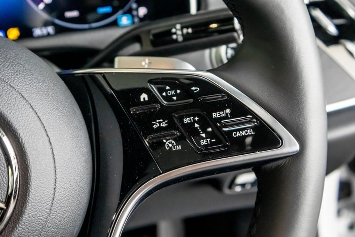 2025 Mercedes-Benz E-Class E200