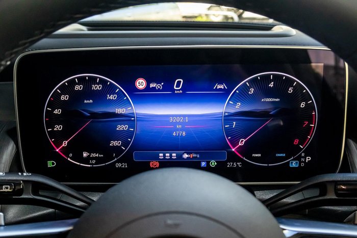 2025 Mercedes-Benz GLC-Class GLC200