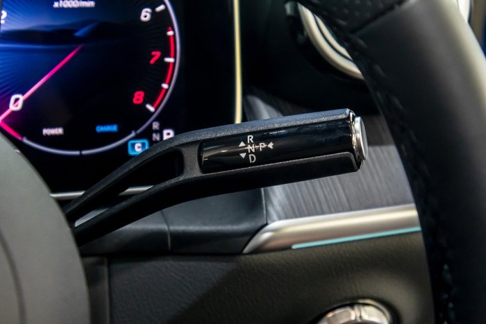 2025 Mercedes-Benz GLC-Class GLC200