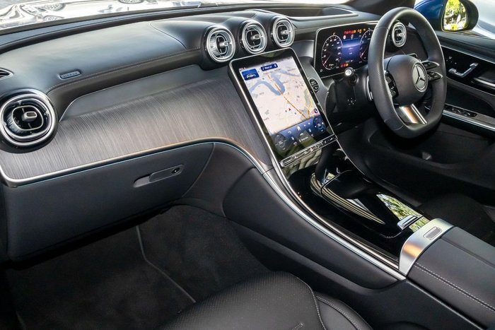 2025 Mercedes-Benz GLC-Class GLC200