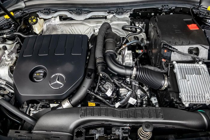 2025 Mercedes-Benz GLA-Class GLA200