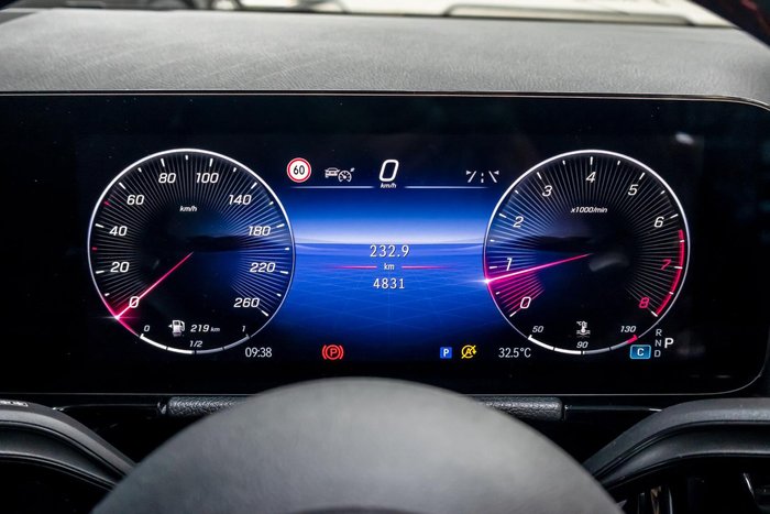 2025 Mercedes-Benz GLA-Class GLA200