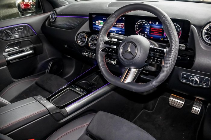 2025 Mercedes-Benz GLA-Class GLA200