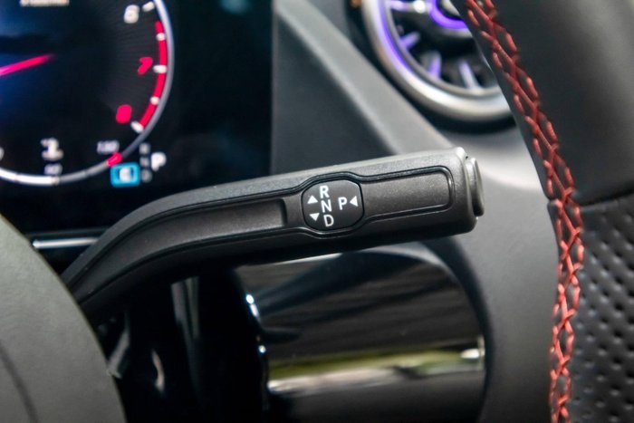 2025 Mercedes-Benz GLA-Class GLA200