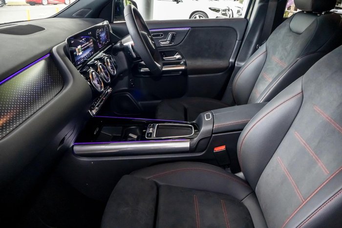 2025 Mercedes-Benz GLA-Class GLA200