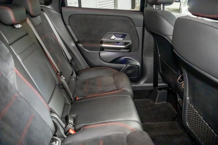 2025 Mercedes-Benz GLA-Class GLA200