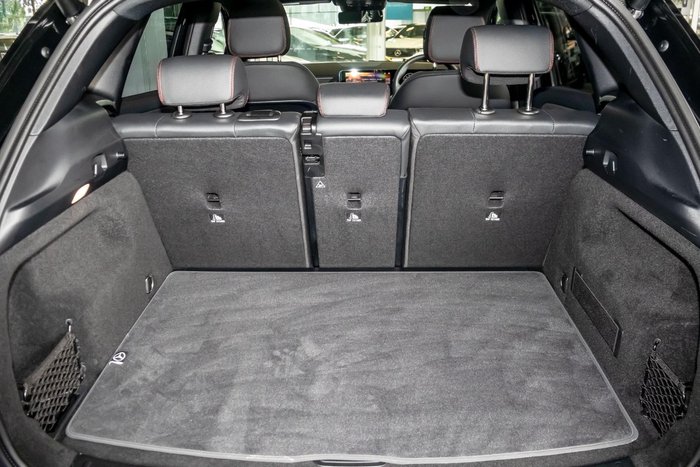 2025 Mercedes-Benz GLA-Class GLA200