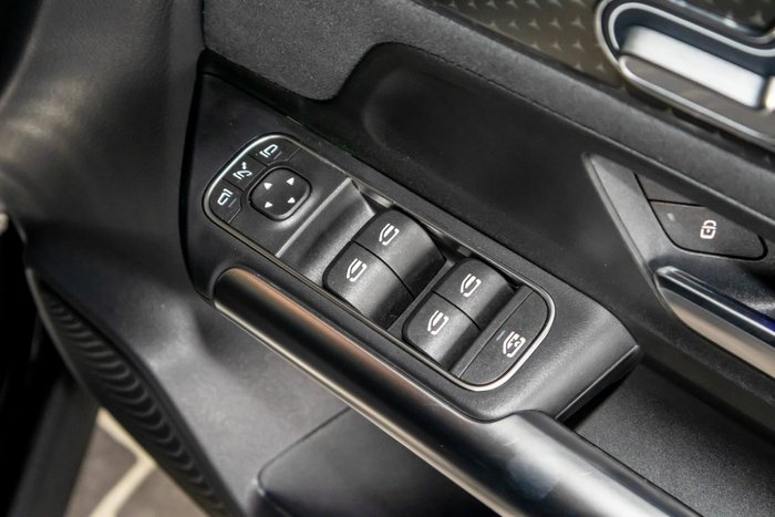 2025 Mercedes-Benz GLA-Class GLA200