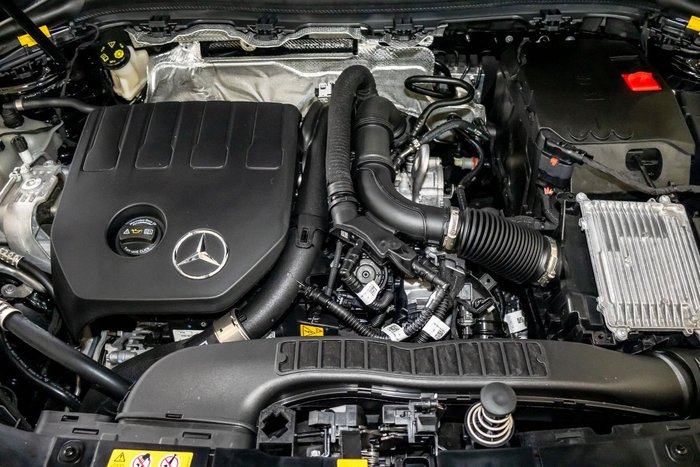 2025 Mercedes-Benz GLA-Class GLA200