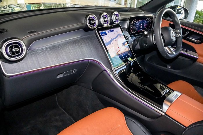 2025 Mercedes-Benz GLC-Class GLC200